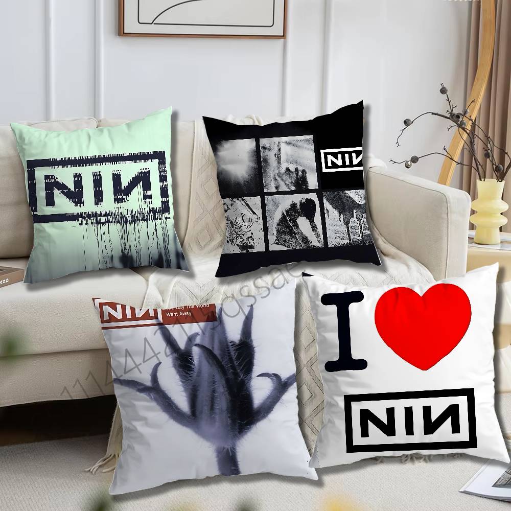 N-Nine Inch Nails The Fragile  - Home Textiles Throw recension och pris